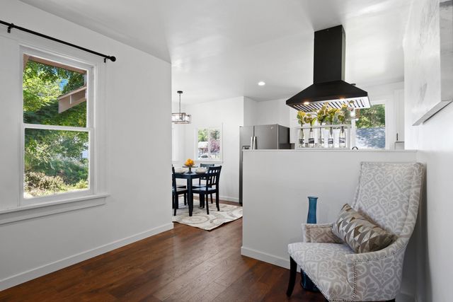 2803 E Hartson Ave, Spokane, WA 99202