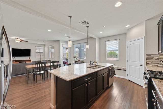 2486 Dragon Fire Lane, Henderson, NV 89052