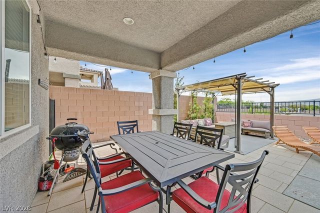 2486 Dragon Fire Lane, Henderson, NV 89052