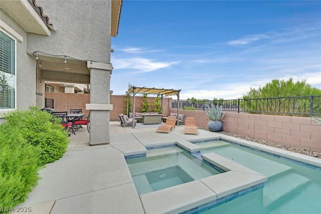 2486 Dragon Fire Lane, Henderson, NV 89052