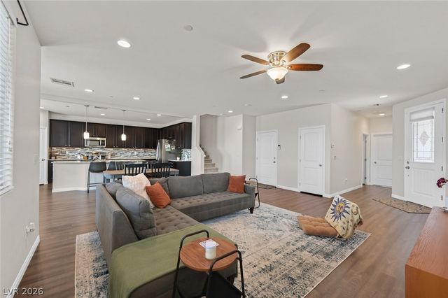2486 Dragon Fire Lane, Henderson, NV 89052