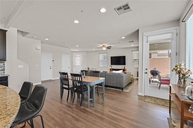 2486 Dragon Fire Lane, Henderson, NV 89052
