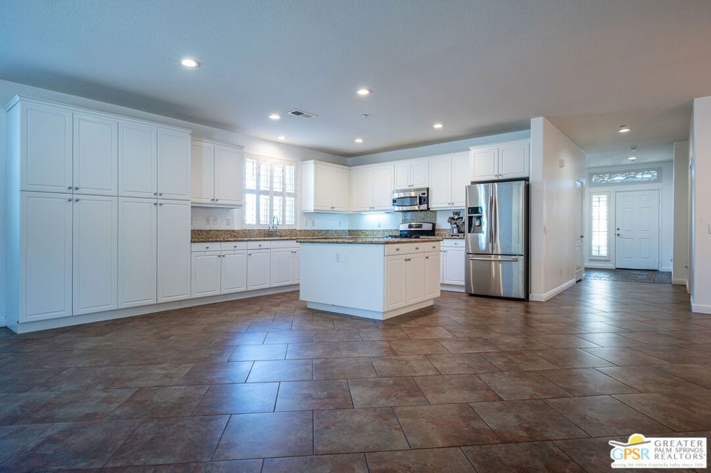 Image 10 of property listing at 1251 Solana Trail, Palm Springs, CA 92262