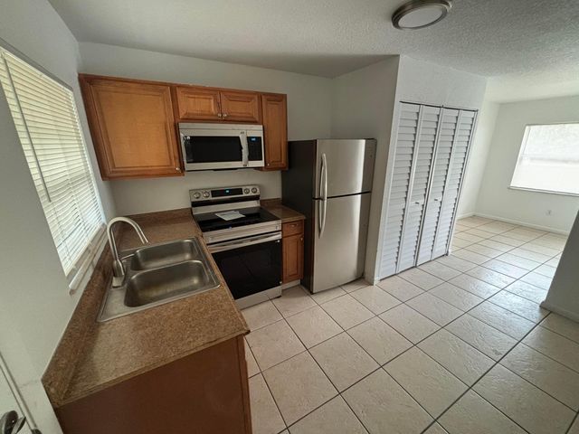 5108 Sanibel Avenue B, Fort Pierce, FL 34951