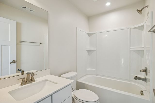 2000 Tanager Dr, Brentwood, TN 37027