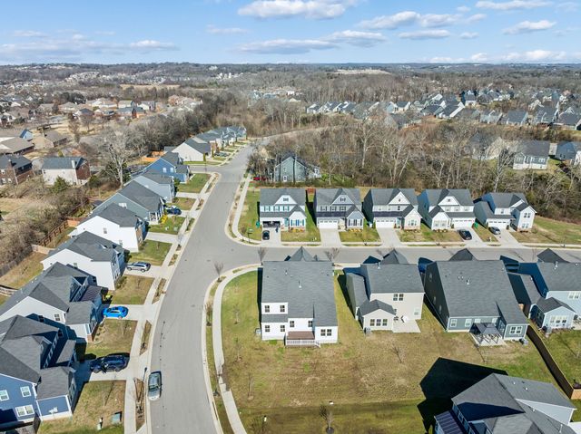 2000 Tanager Dr, Brentwood, TN 37027