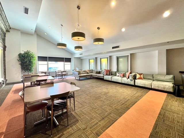 40 E 9th Street 804, Chicago, IL 60605