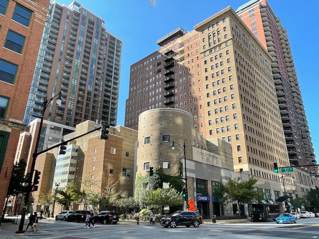 40 E 9th Street 804, Chicago, IL 60605