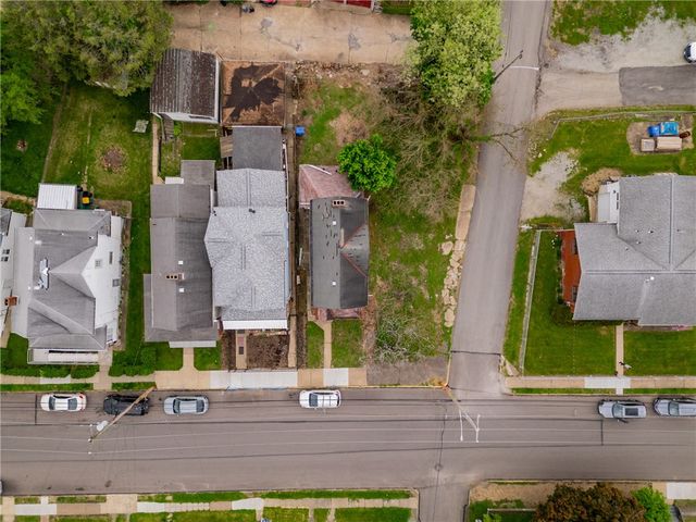 2402 Grandview Avenue, Mckeesport, PA 15132