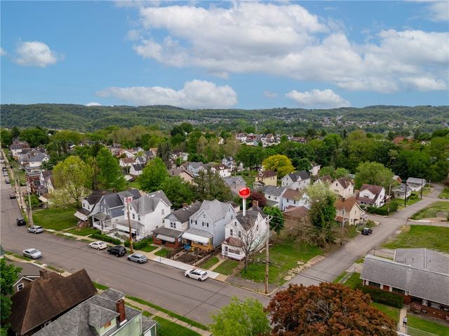 2402 Grandview Avenue, Mckeesport, PA 15132