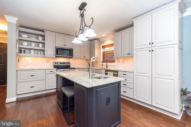 214 BROAD ACRES RD, Lansdale, PA 19446