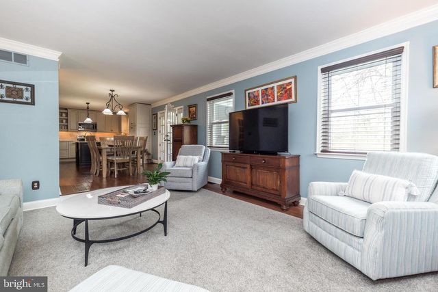 214 BROAD ACRES RD, Lansdale, PA 19446