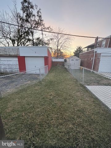 122 SHARON AVE, Darby, PA 19023