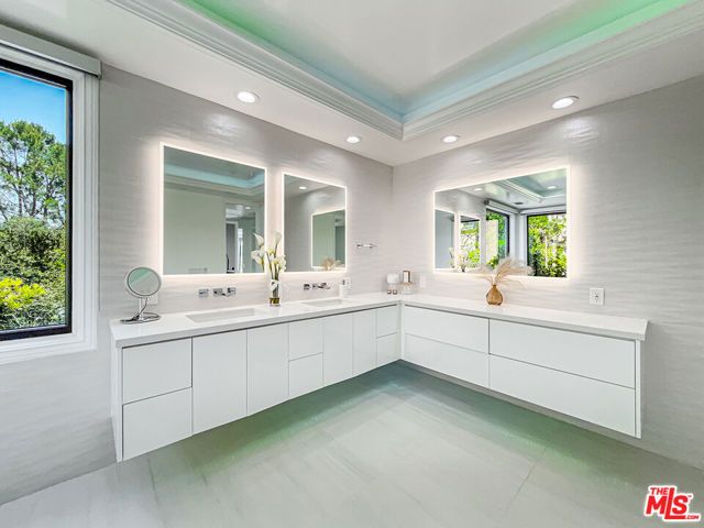 5474 Amber Circle, Calabasas, CA 91302