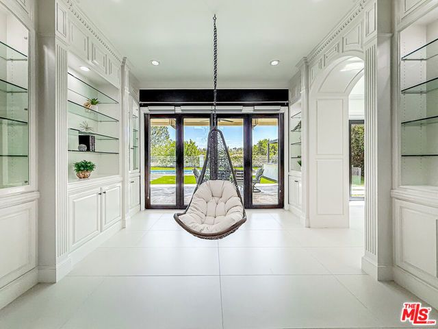 5474 Amber Circle, Calabasas, CA 91302