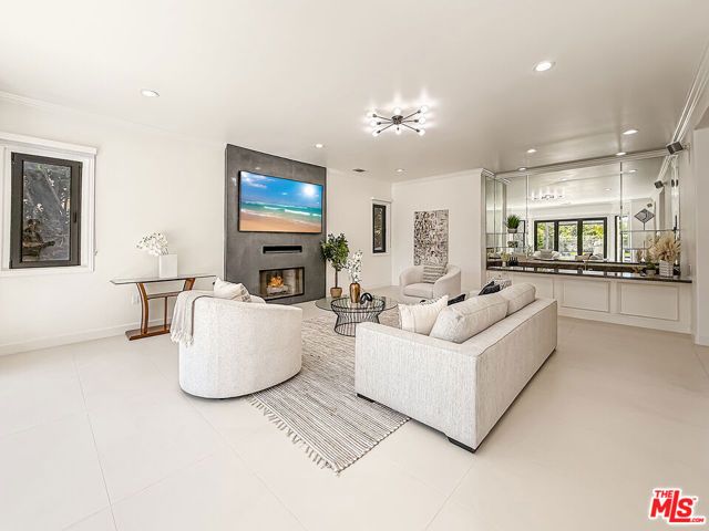 5474 Amber Circle, Calabasas, CA 91302