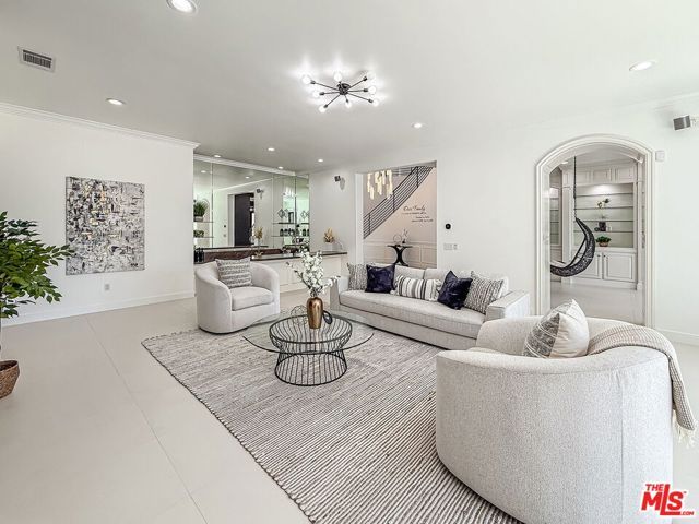 5474 Amber Circle, Calabasas, CA 91302