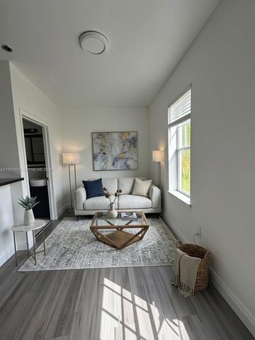 1244 Pennsylvania Ave 305, Miami Beach, FL 33139