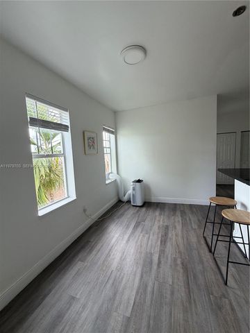 1244 Pennsylvania Ave 305, Miami Beach, FL 33139