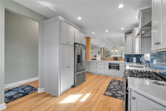 35 Raine Drive, Amherst, NY 14221