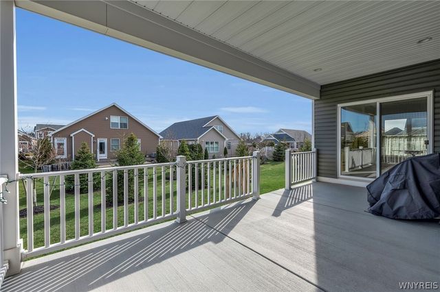 35 Raine Drive, Amherst, NY 14221