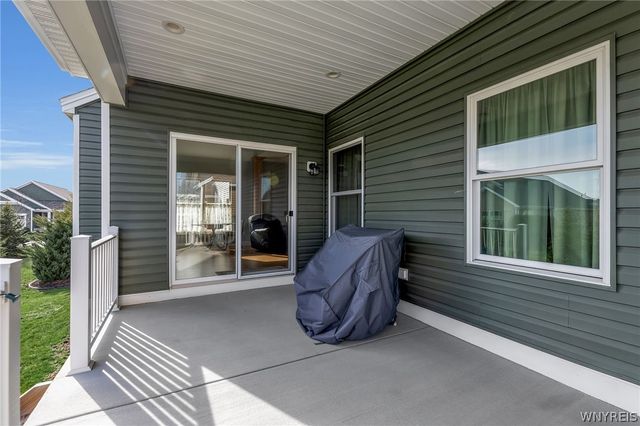 35 Raine Drive, Amherst, NY 14221