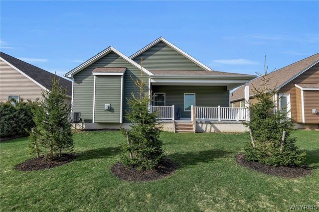 35 Raine Drive, Amherst, NY 14221