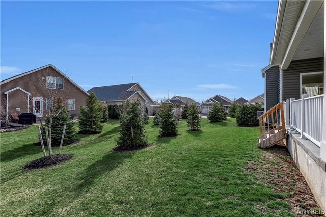 35 Raine Drive, Amherst, NY 14221