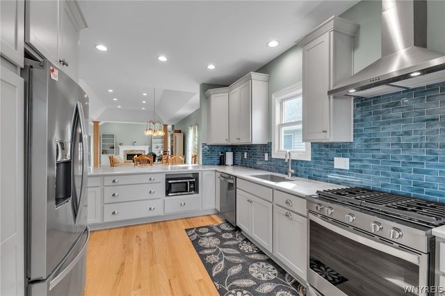 35 Raine Drive, Amherst, NY 14221