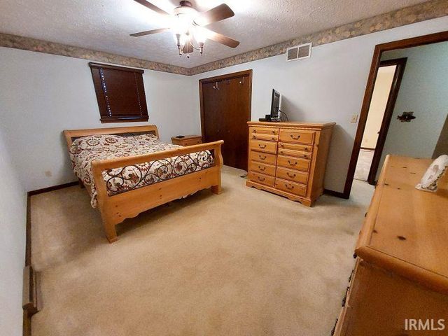 277 N Sunshine Drive, Jasper, IN 47546