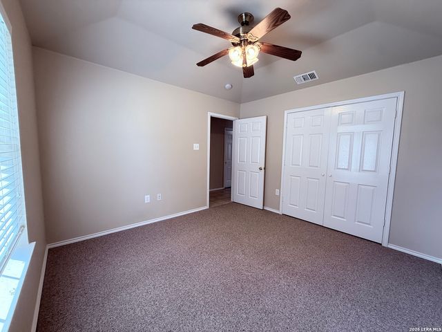 1035 Helen Dr # B, New Braunfels, TX 78130