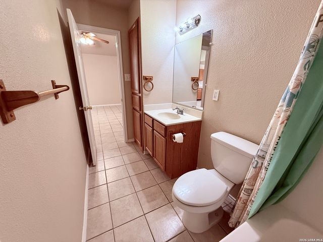1035 Helen Dr # B, New Braunfels, TX 78130