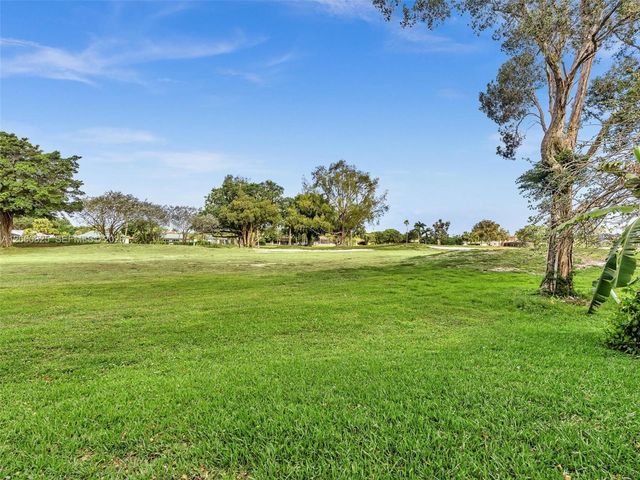 19174 Bobolink Drive, Hialeah, FL 33015