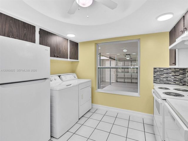 19174 Bobolink Drive, Hialeah, FL 33015