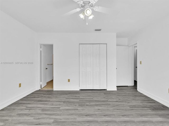 19174 Bobolink Drive, Hialeah, FL 33015