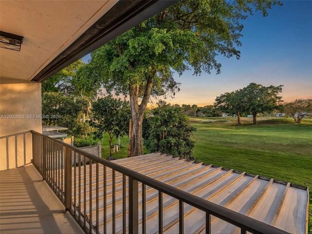 19174 Bobolink Drive, Hialeah, FL 33015