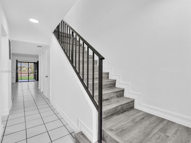 19174 Bobolink Drive, Hialeah, FL 33015