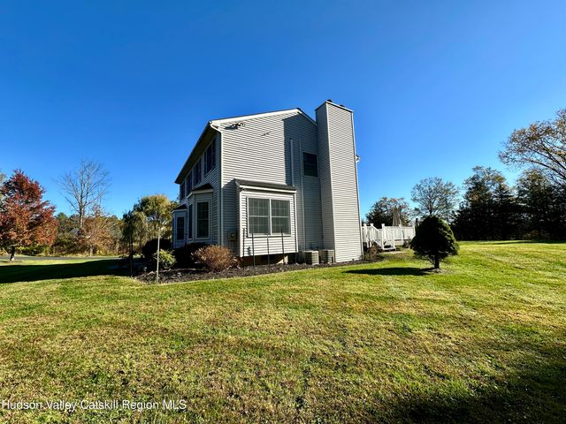 6 High Ridge Road, New Paltz, NY 12561