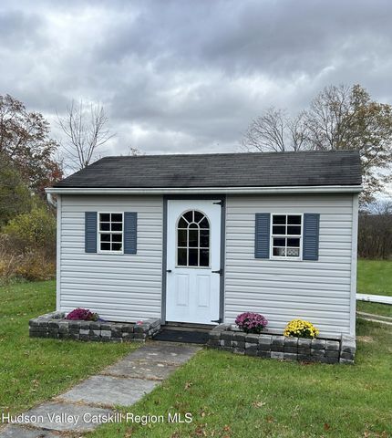 6 High Ridge Road, New Paltz, NY 12561