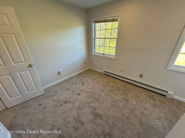 6 High Ridge Road, New Paltz, NY 12561