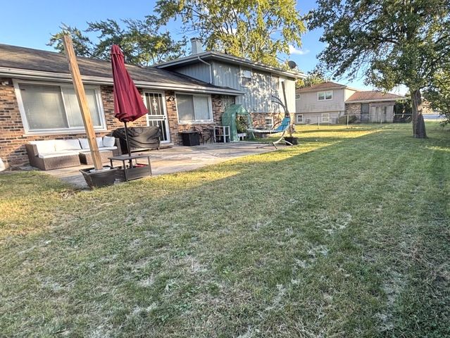 308 S Walnut Street, Glenwood, IL 60425
