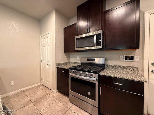 7301 Halo Falls Street, North Las Vegas, NV 89084