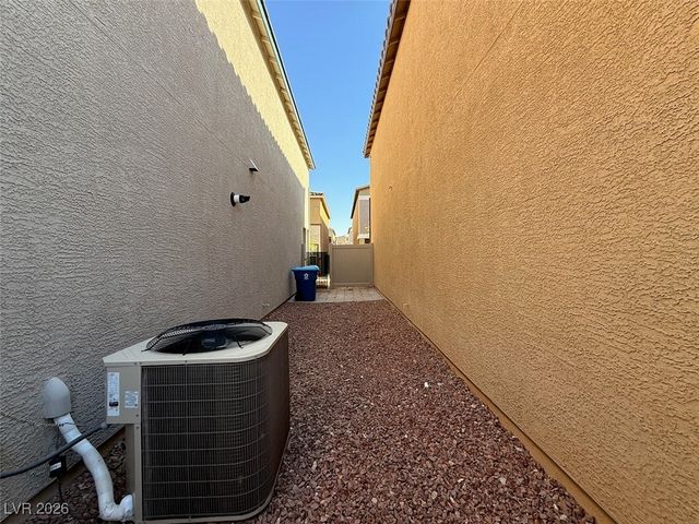 7301 Halo Falls Street, North Las Vegas, NV 89084