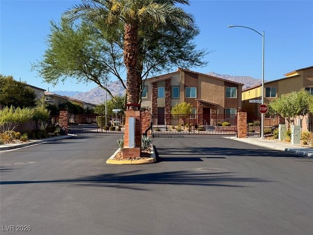 7301 Halo Falls Street, North Las Vegas, NV 89084