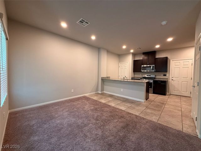 7301 Halo Falls Street, North Las Vegas, NV 89084