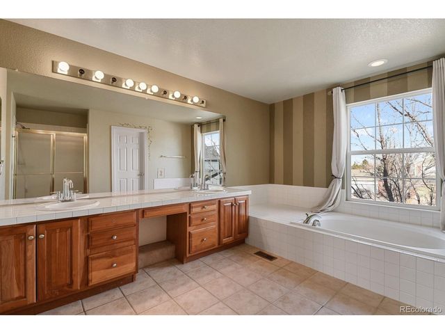18119 E Caley Cir, Aurora, CO 80016