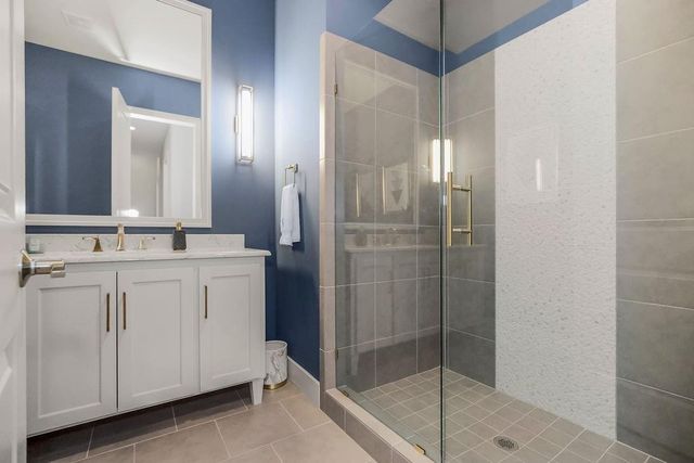 25040 W 105th Terrace, Olathe, KS 66061