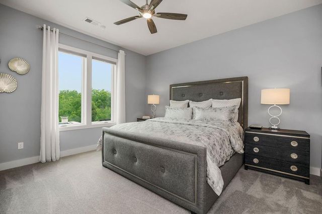 25040 W 105th Terrace, Olathe, KS 66061