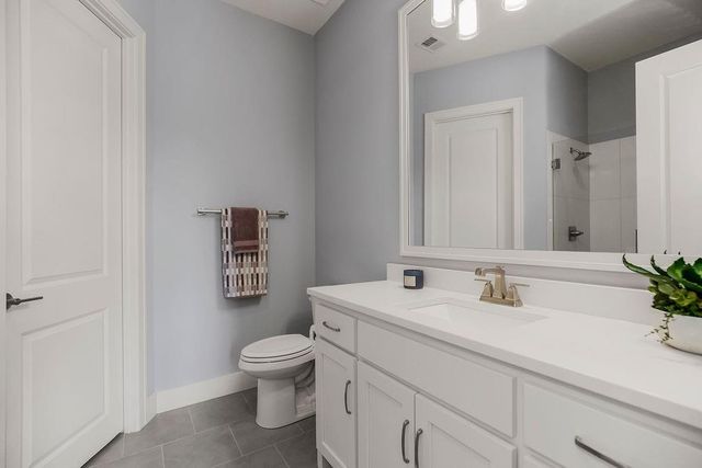 25040 W 105th Terrace, Olathe, KS 66061