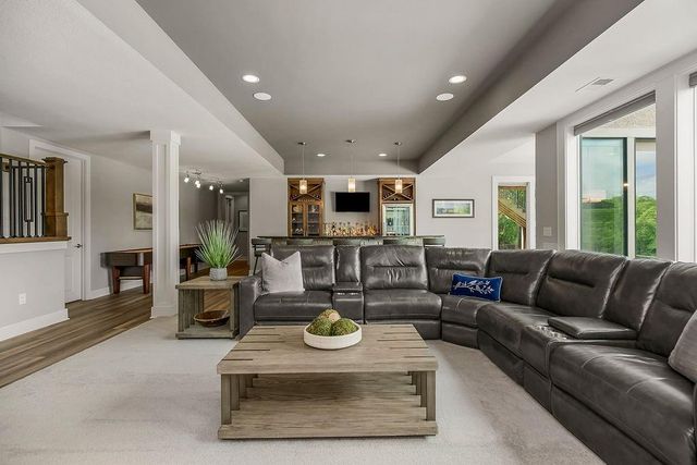 25040 W 105th Terrace, Olathe, KS 66061